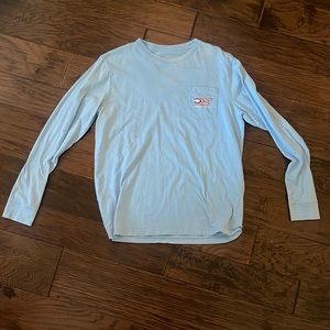 Vineyard vines long sleeve Tshirt